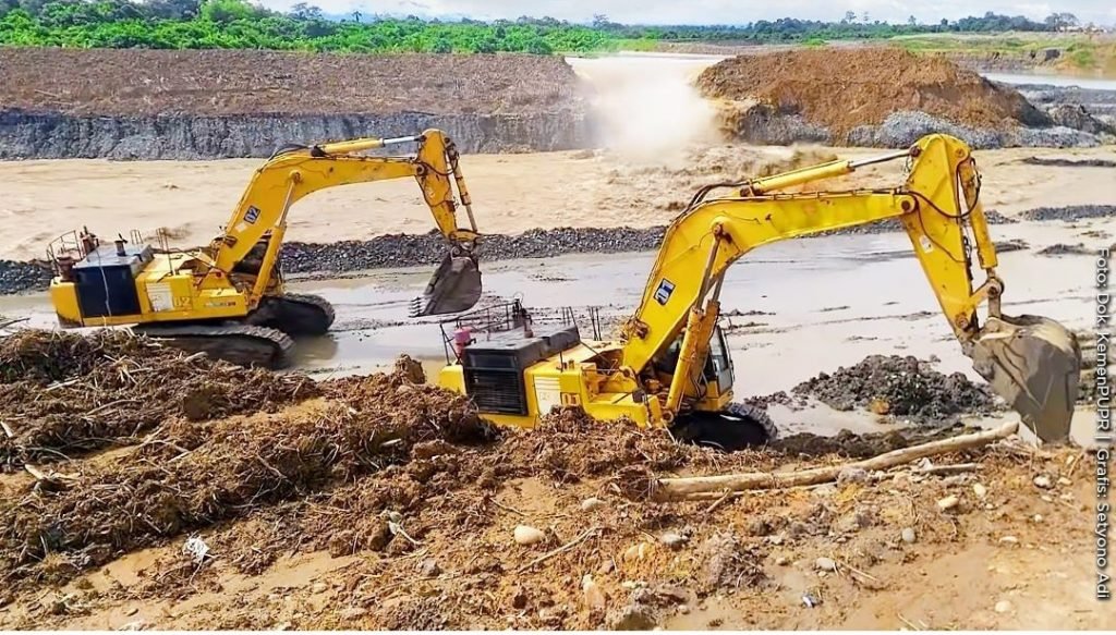 Penasaran Kenapa Alat Berat Selalu Dicat Kuning, Ini Alasannya