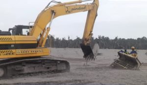 Tanggap Darurat, Kemen PUPR Kerahkan Alat Berat ke Lokasi Terparah Erupsi Semeru