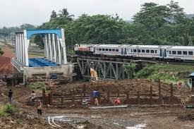 Demi Pembangunan Infrastruktur Jalan, Gubernur ini Siap Jadi Ajudan Menteri