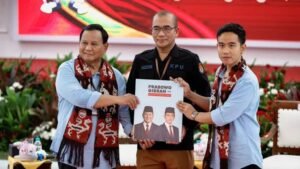 Pasangan Prabowo Gibran Resmi Daftar KPU RI, Relawan Barisan Pembaharuan 08 Turun ke Basis Rakyat 