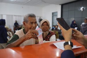 Rp17 Triliun Bansos Melenceng, Pemerintah Siapkan Perbaikan Sistem Digital