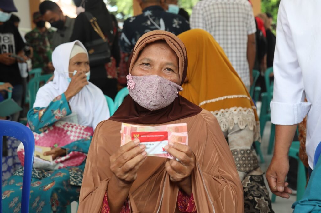 Bansos PKH dan BPNT 2025 Cair Lebih Awal, Cek Jadwalnya