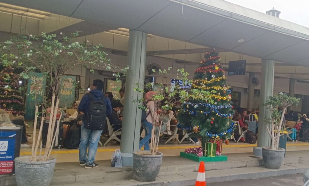 391 Ribu Penumpang Tinggalkan Jakarta