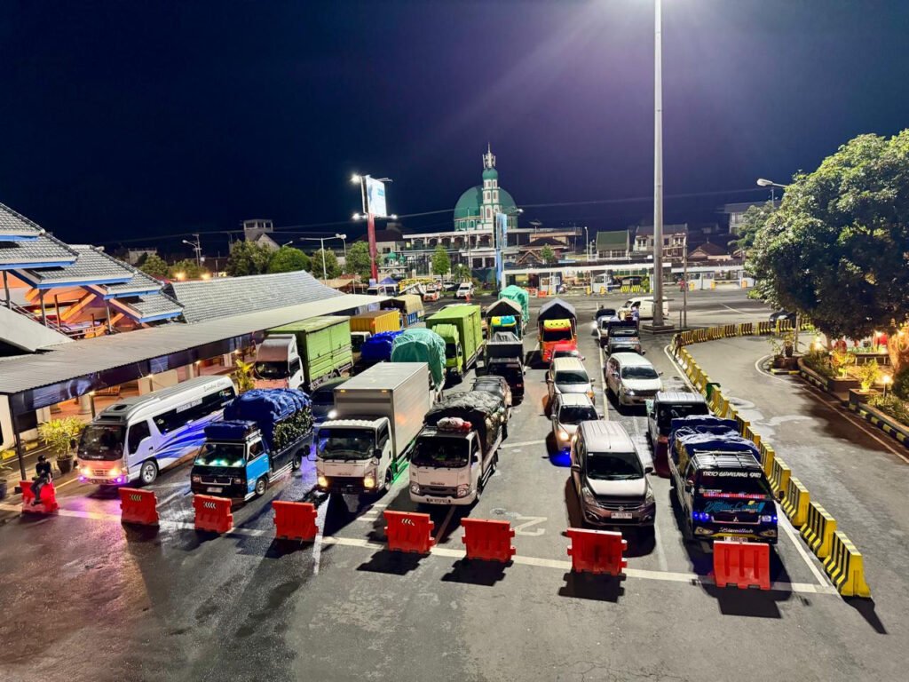 ASDP Catat Penurunan Penumpang