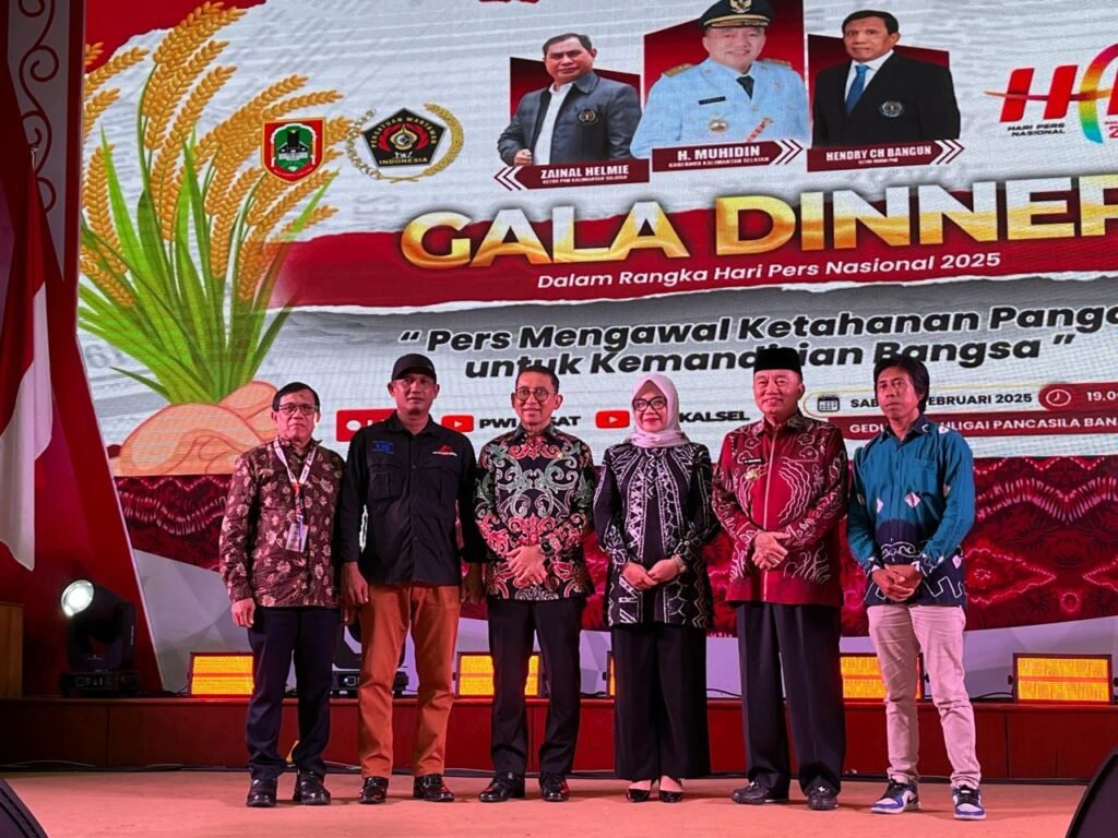 Pers Tak Hanya Mengabarkan tapi Mengawal Kebijakan