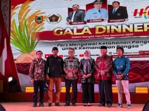 Pers Tak Hanya Mengabarkan tapi Mengawal Kebijakan