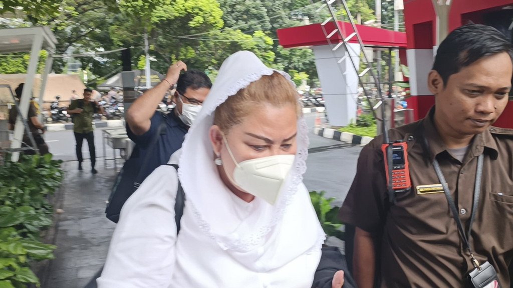 Wali Kota Semarang Ita dan Suami Penuhi Panggilan KPK