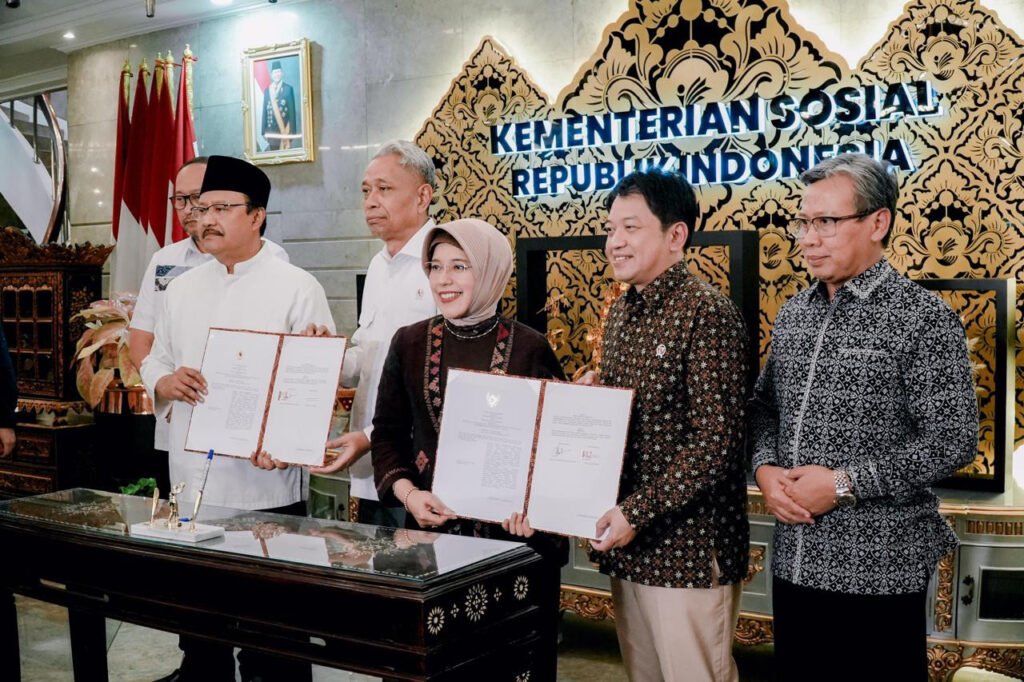 Kemensos Siapkan Bansos Guru Non ASN dan Non Sertifikasi