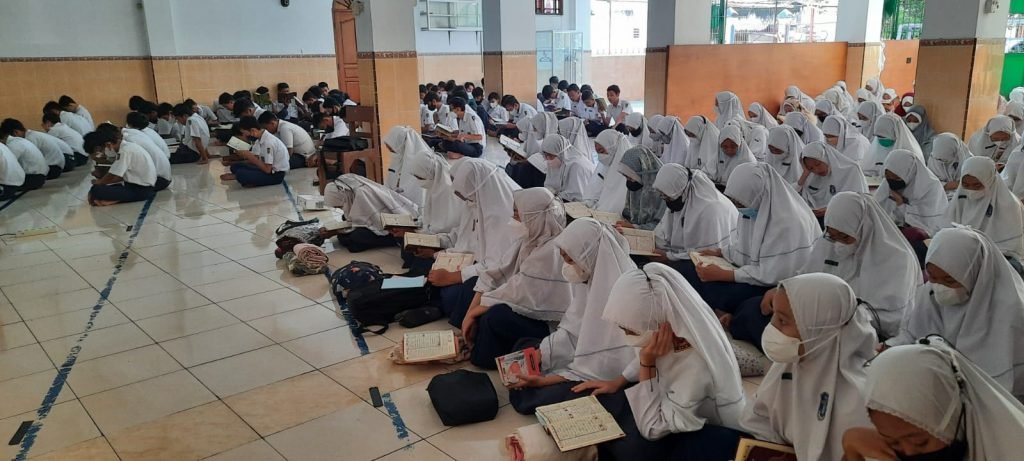 Awal Ramadhan Siswa Belajar Mandiri
