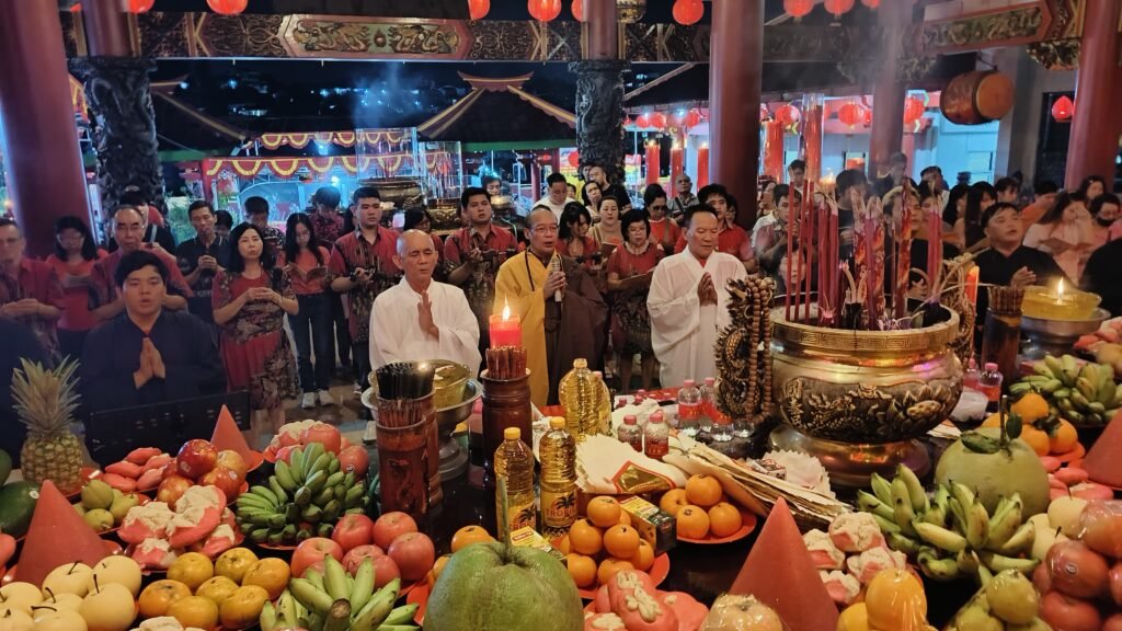 TITD Low Lie Bio Semarang Peringati Hari Kelahiran Dewi Kwan Im