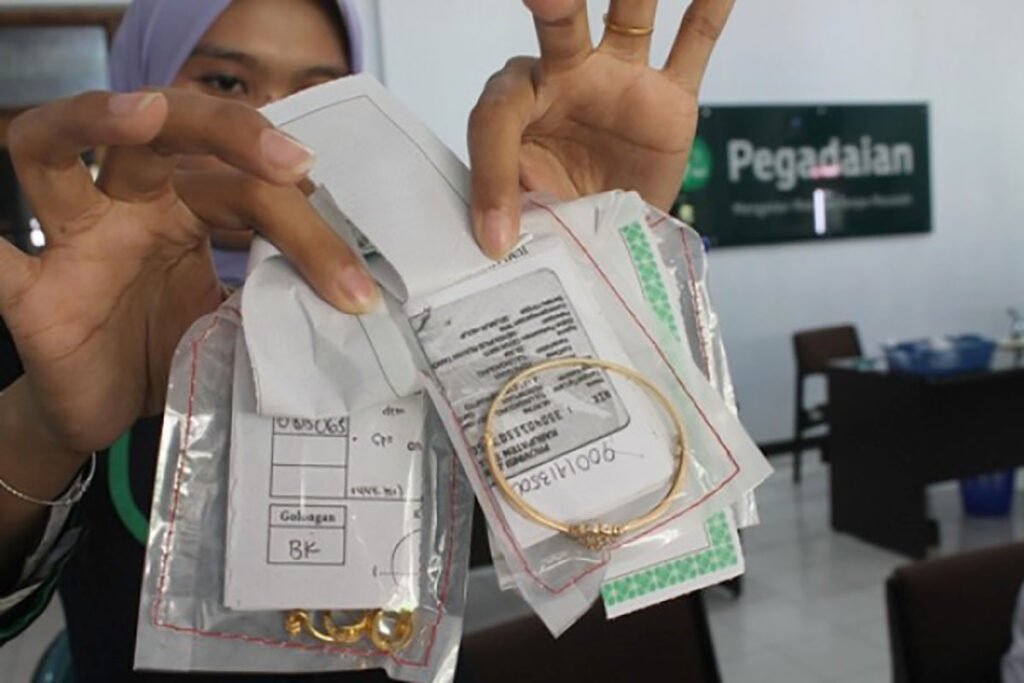 Transaksi Gadai di Pegadaian Melonjak
