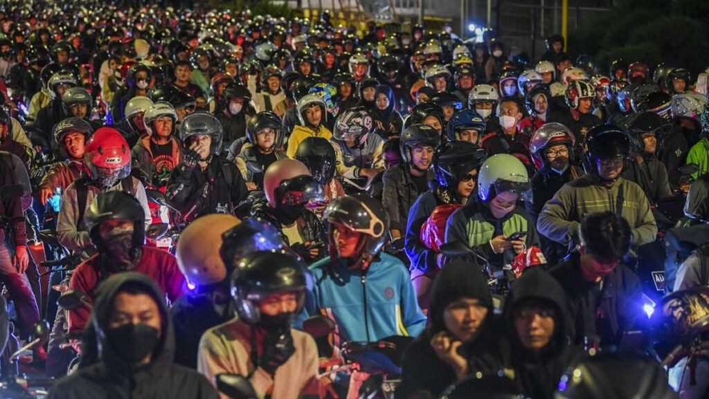 Pemudik ke Sumatera Via Merak-Ciwandan Naik 8 Persen