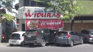 WalI Kota Solo Tutup Sementara Ayam Goreng Widuran