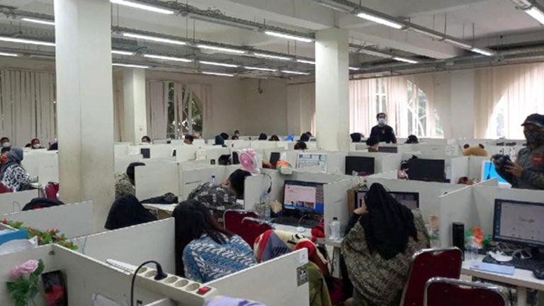 Mendesak, Perlindungan Hukum bagi Korban Pinjol