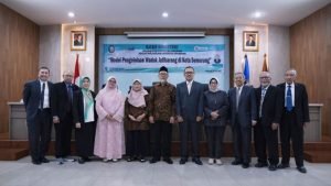 Dari Lapak Sayur ke Sidang Promosi Doktor: Perjalanan Inspiratif Agung BM