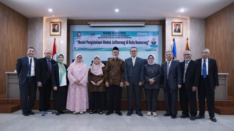 Dari Lapak Sayur ke Sidang Promosi Doktor: Perjalanan Inspiratif Agung BM