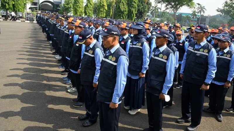 DPR Minta Kemenag Evaluasi Kinerja Petugas Haji