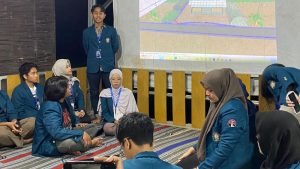 Mahasiswa KKN Tematik Undip Gagas Greenhouse Mini di Gunungpati