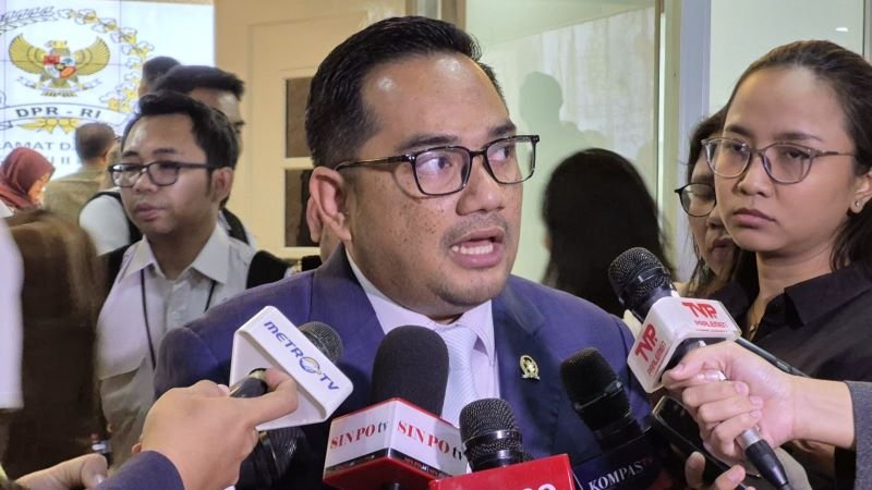 Ketua Komisi II: Usulan Gubernur Ditunjuk Presiden Potensi Langgar Konstitusi