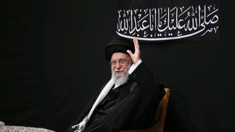 Irak Ikut Berkabung, Khamenei Disebut ‘Pemimpin Syuhada’
