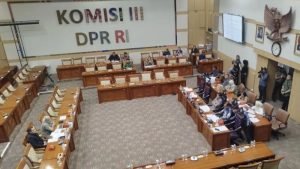 Komisi III Minta Pandangan Ahli soal Pemisahan Pemilu
