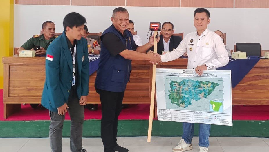Undip Rancang Peta UMKM dan Inovasi Alat Kelembaban Tanah untuk Desa Tumbrep