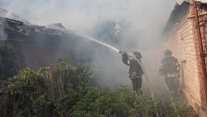 Abaikan Ancaman Trump, Rusia Gempur Ukraina dengan 400 Drone