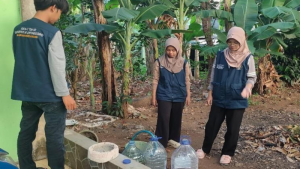 Tim KKN-T 52 Undip Inisiasi Urban Farming Komunal di Kelurahan Gedawang