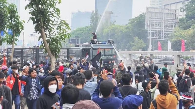 351 Orang Ditangkap Usai Demo DPR Ricuh, 196 Anak Dipulangkan