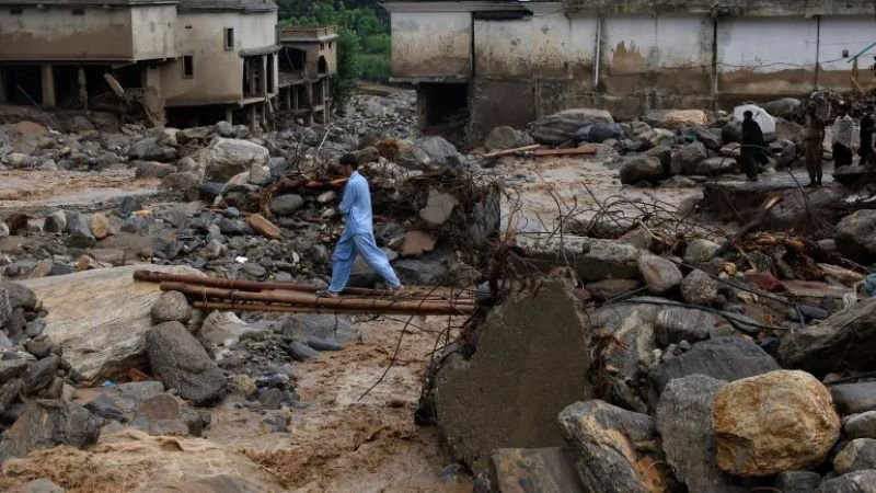 Banjir Maut di Pakistan: 670 Tewas, Ratusan Orang Masih Hilang