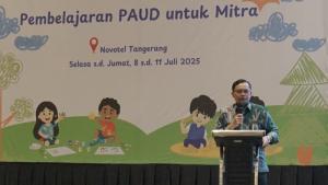 Pemerintah Targetkan 300 Ribu Sekolah Terkoneksi Internet Akhir 2025