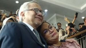 Sri Mulyani Menangis Saat Pamit, Resmi Tinggalkan Kursi Menkeu