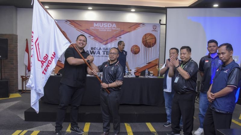 Bagus Andrean John Resmi Ketua Perbasi Jateng