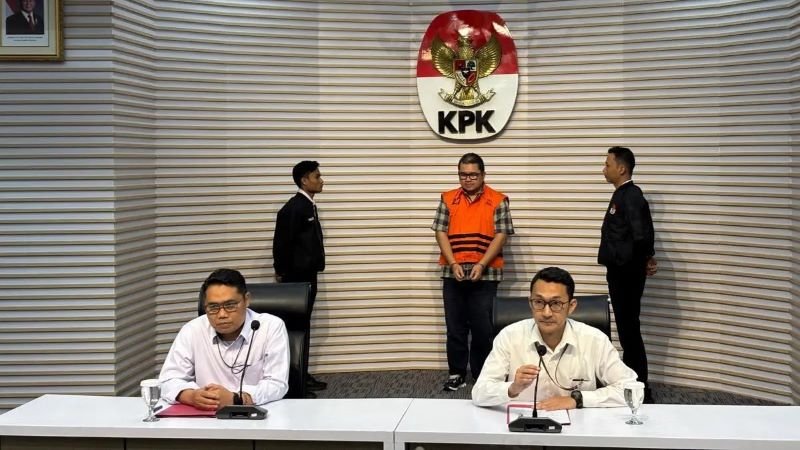 KPK Tahan Eks Dirut PGN Hendi Prio Santoso dalam Kasus Jual Beli Gas