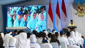 Prabowo: 75 Persen Sekolah Sudah Dilengkapi Smartboard