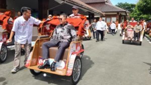 Prabowo Bantu 100 Becak Listrik, Walkot Magelang: Dipakai Cari Nafkah, Jangan Dijual