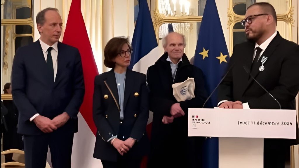 Joko Anwar Raih Gelar Ksatria Seni dari Pemerintah Prancis