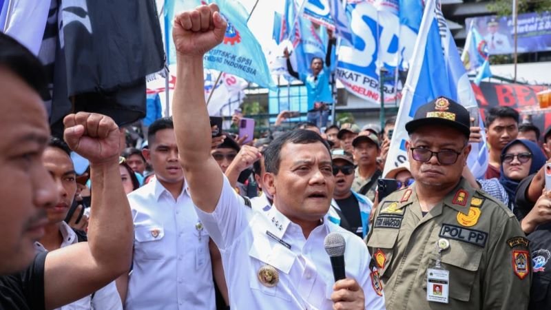 UMP Jateng 2026 Naik 7,28 Persen, Jadi Rp2,32 Juta per Bulan