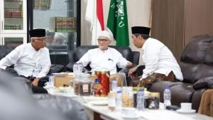 Pj Ketum PBNU Keliling Pesantren Jatim, Konsolidasi Kepemimpinan Lewat Sowan Kiai