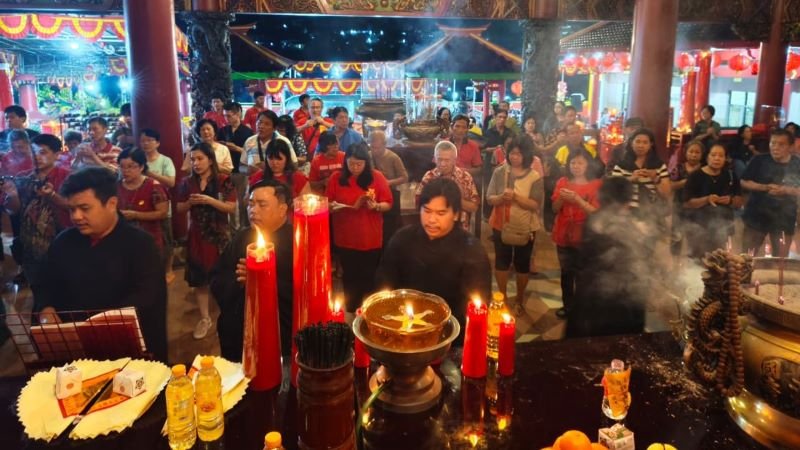 Umat Padati Low Lie Bio, Peringatan Sejit Te Bo Berlangsung Khidmat