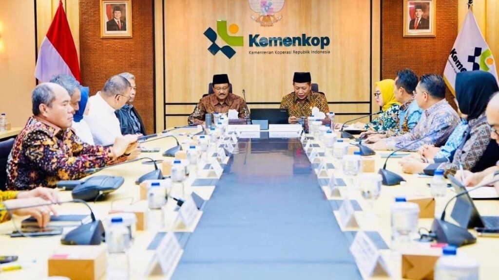 Kemensos-Kemenkop Dorong Penerima Bansos Masuk Kopdes Merah Putih