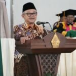 Dukung Hemat Energi, Mendikdasmen Ajak Siswa Jalan Kaki atau Bersepeda ke Sekolah