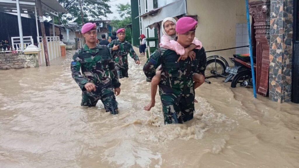 BNPB Pastikan Personel TNI di Lokasi Bencana Terima Rp165 Ribu per Hari