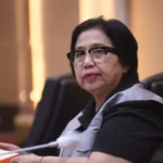 DPR Tegaskan THR Wajib Cair Dua Pekan Sebelum Lebaran