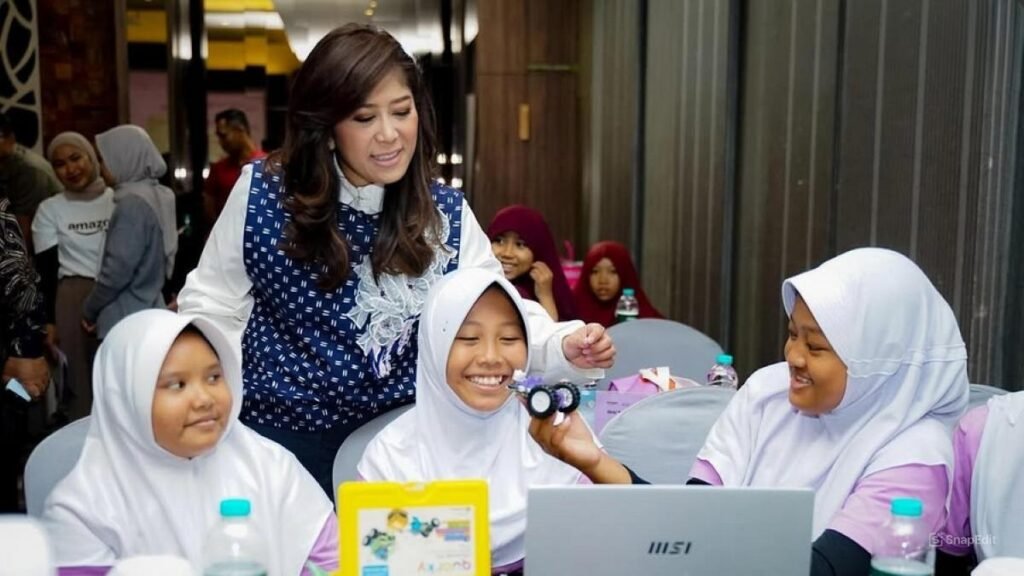Menkomdigi: Masa Depan Digital Indonesia Butuh Lebih Banyak Perempuan di Teknologi