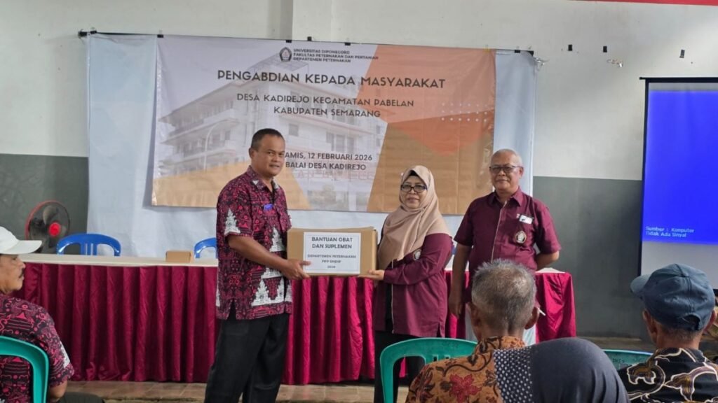 Undip Dampingi Peternak Kadirejo Dorong Produktivitas Ternak