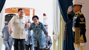 Prabowo-Megawati Bertemu Dua Jam di Istana, Bahas Isu Strategis hingga Geopolitik