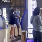 ATM Mulai Sepi, Warga RI Pindah ke Mobile Banking