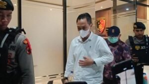 KPK Sita Uang Tunai dalam OTT Bupati Cilacap Syamsul Auliya Rachman