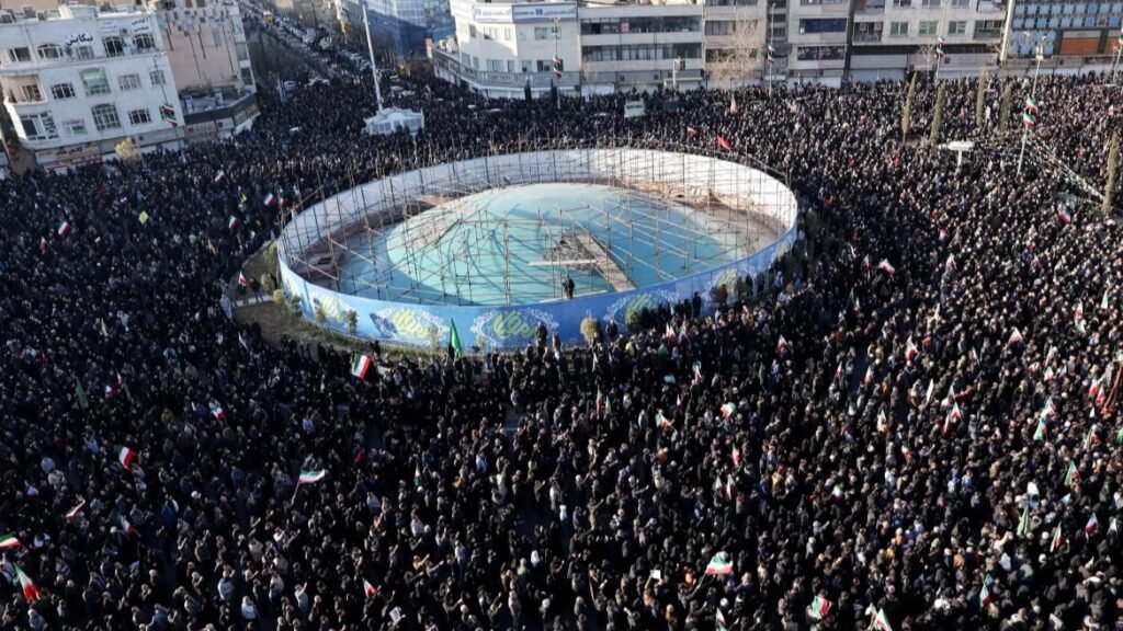 Lautan Hitam di Teheran, Ribuan Warga Iran Turun ke Jalan Usai Khamenei Gugur